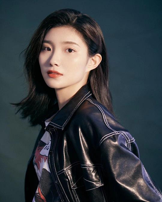 蓝曼予 Manyu Lan照片