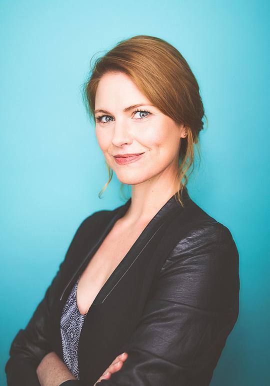 凯特·麦克拉格奇 Kate MacCluggage照片