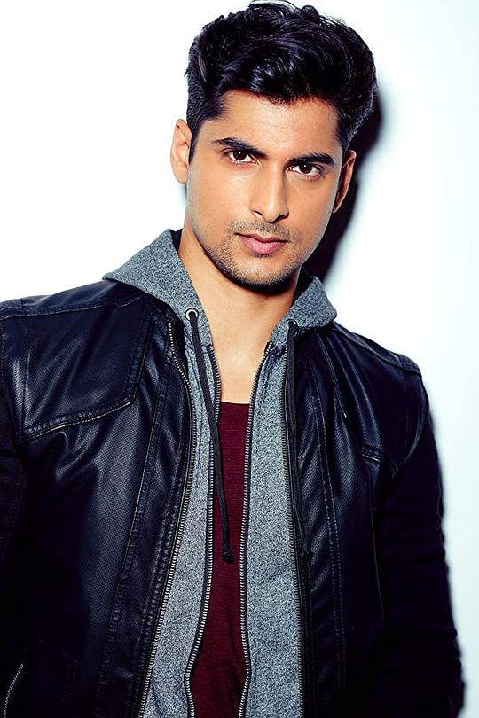 鲁西·科塔 Rushi Kota照片