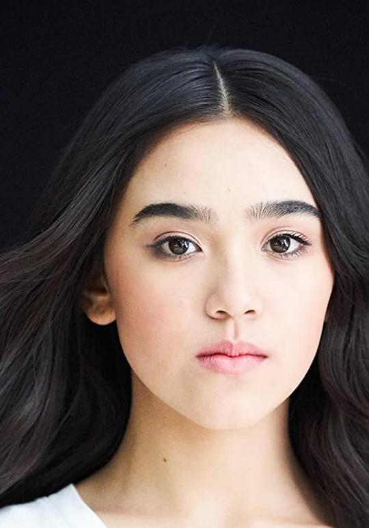 朱莉·黄·拉帕波特 Jolie Hoang-Rappaport照片