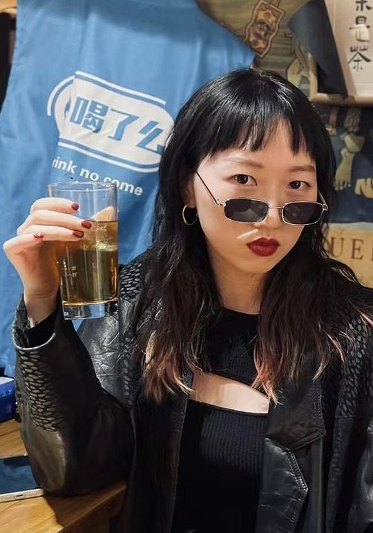 詹涵淇 Hanqi Zhan照片