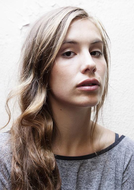 伊丽莎·斯图克 Eliza Stuyck照片