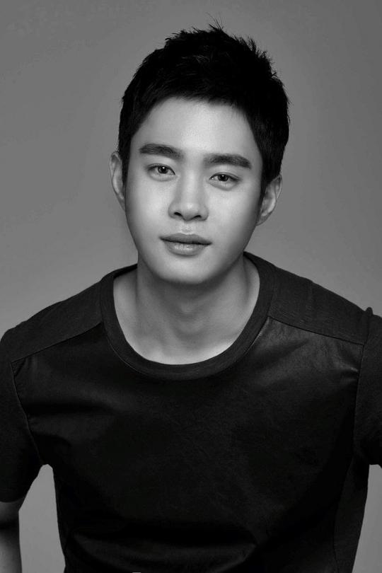 金东英 Dong-yeong Kim照片