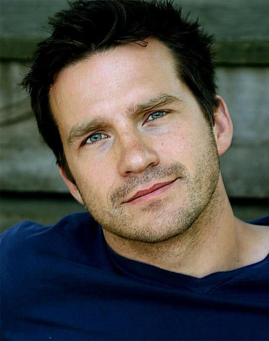 迈克尔·卡尔·理查兹 Michael Karl Richards照片