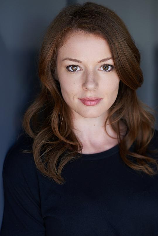 奥布雷·多勒尔 Aubrey Dollar照片