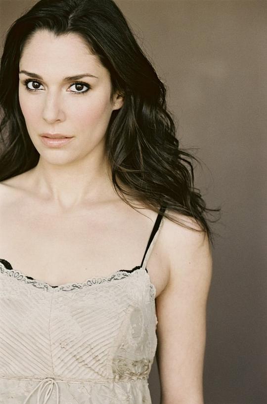 布瑞特·伦茨勒 Britt Rentschler照片