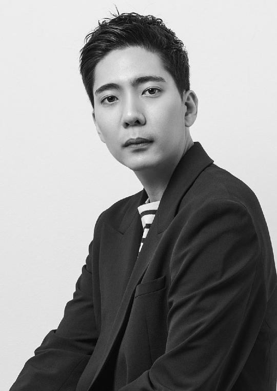 申锡镐 Seok-ho Shin照片