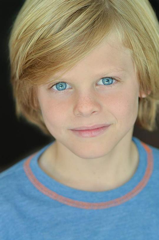 卡梅隆·克罗维蒂 Cameron Crovetti照片