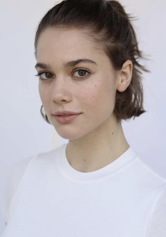 米歇尔·埃利斯 Michelle Ellyse照片