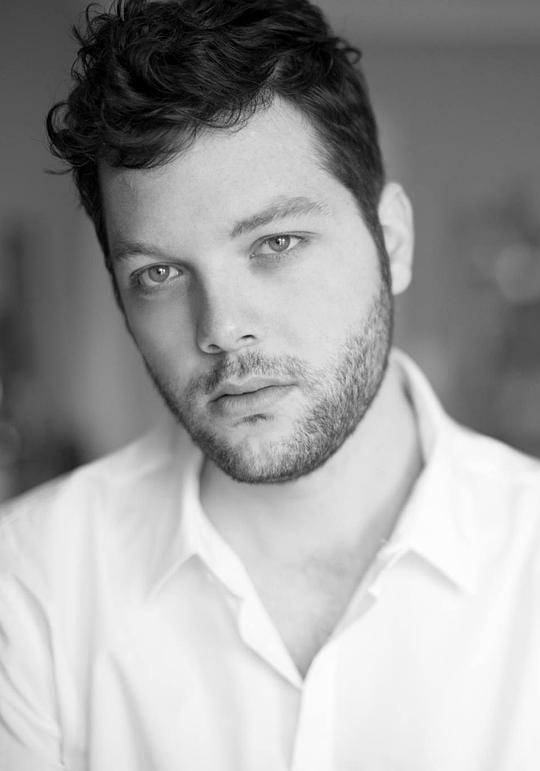 伊万·苏达斯基 Evan Sudarsky照片