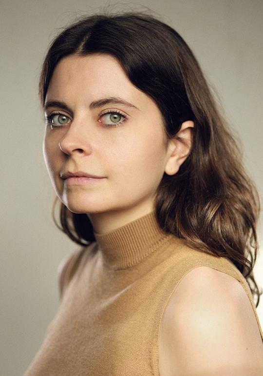 哈丽特·雷奇 Harriet Leitch照片