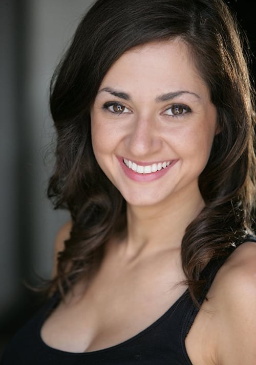 夏伊拉·巴吉尔 Shayla Bagir照片