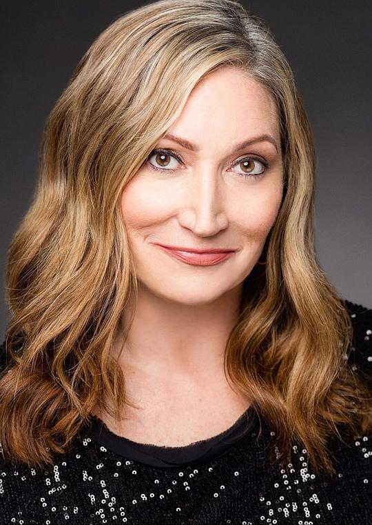 米尔卡·吉尔滕 Mierka Girten照片