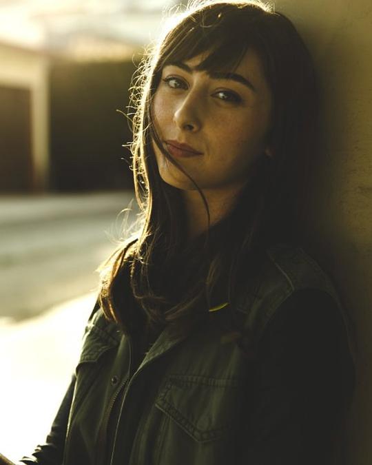 吉莉安·莫格斯 Jillian Morgese照片