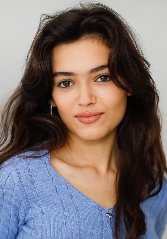 奈丽娅·达科斯塔 Nelia Da Costa照片