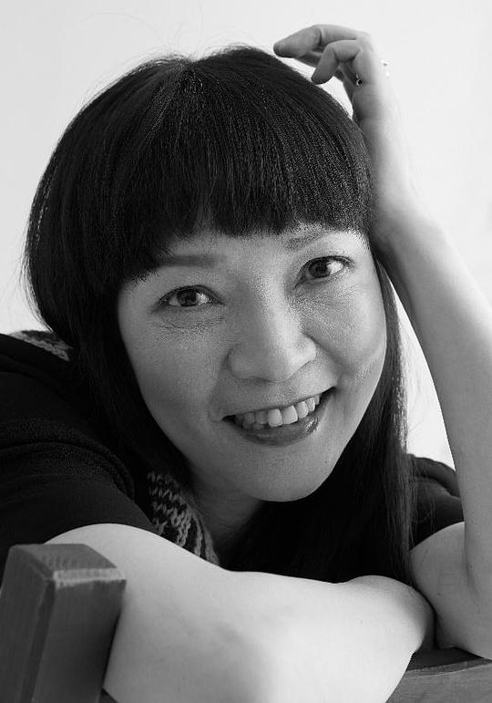 虹影 Hong Ying照片