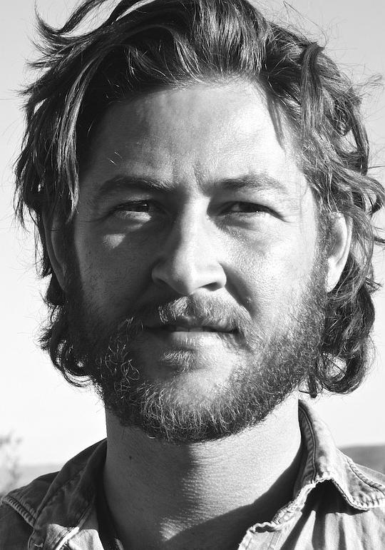 卢克·戈贝尔 Luke Goebel照片