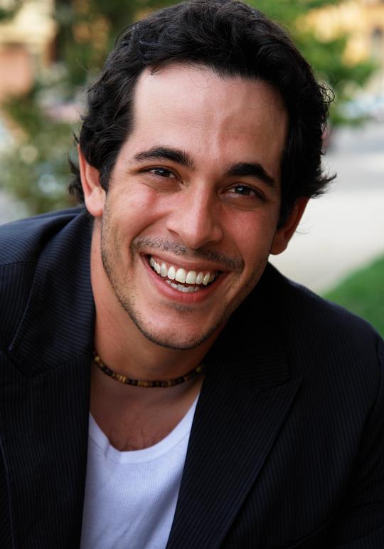 J·R·阿杜西 J.R. Adduci照片