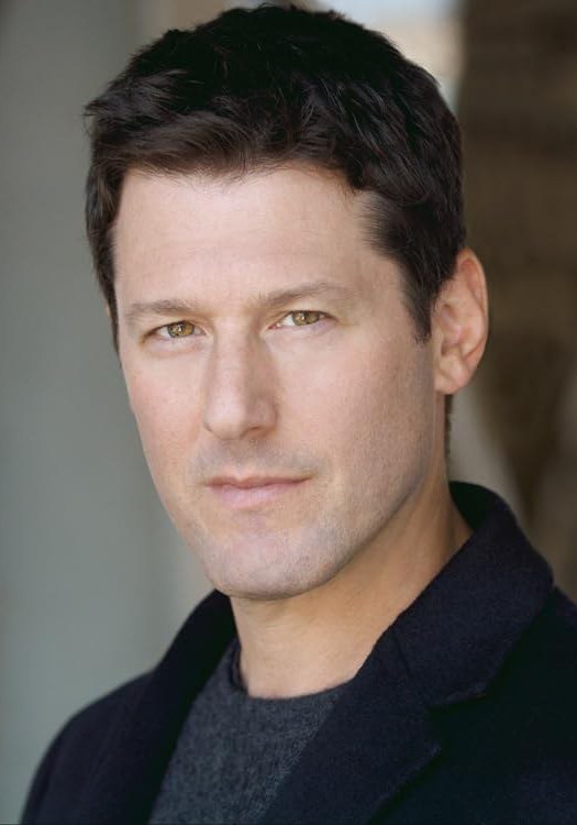 阿里·科恩 Ari Cohen照片