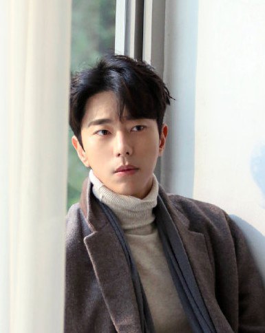 尹贤旻 Hyun-Min Yoon照片