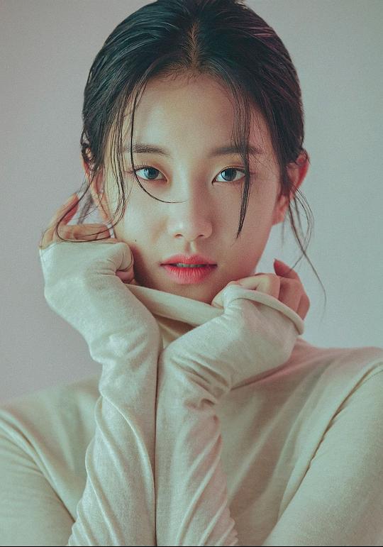 徐怡拉 Seo Yi Ra照片