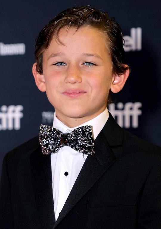 马特奥·佐里昂·弗朗西斯·德福特 Mateo Zoryon Francis-DeFord照片