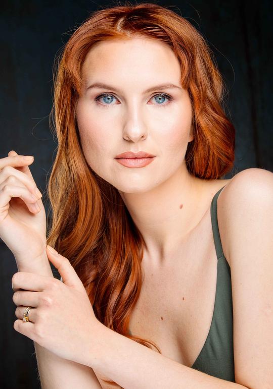 薇拉·迈尔斯 Vera Myers照片