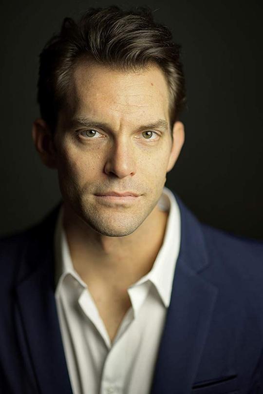 布伦特·麦吉 Brent McGee照片