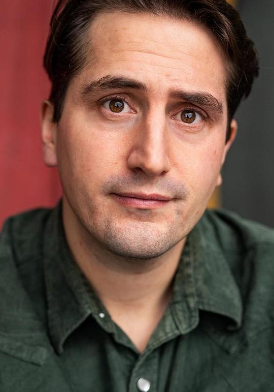 卢克·麦昆 Luke McQueen照片