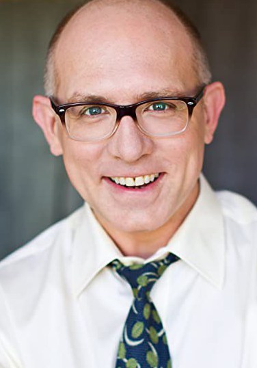 米洛·山德尔 Milo Shandel照片