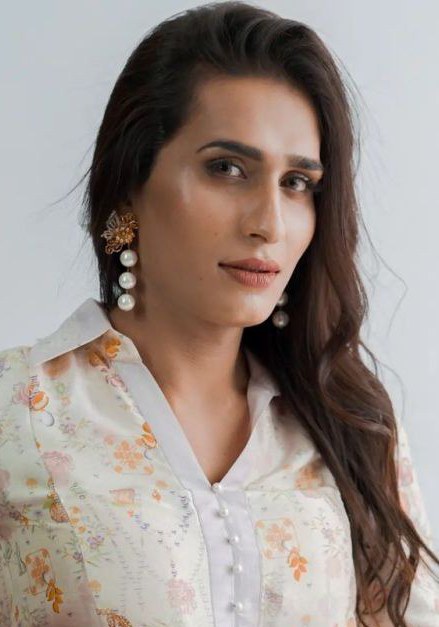 阿丽娜·汗 Alina Khan照片