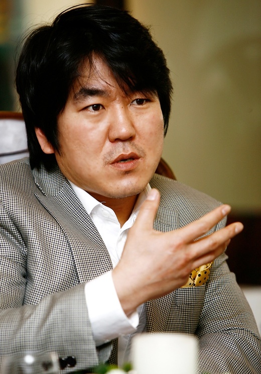 尹宰文 Je-mun Yun照片