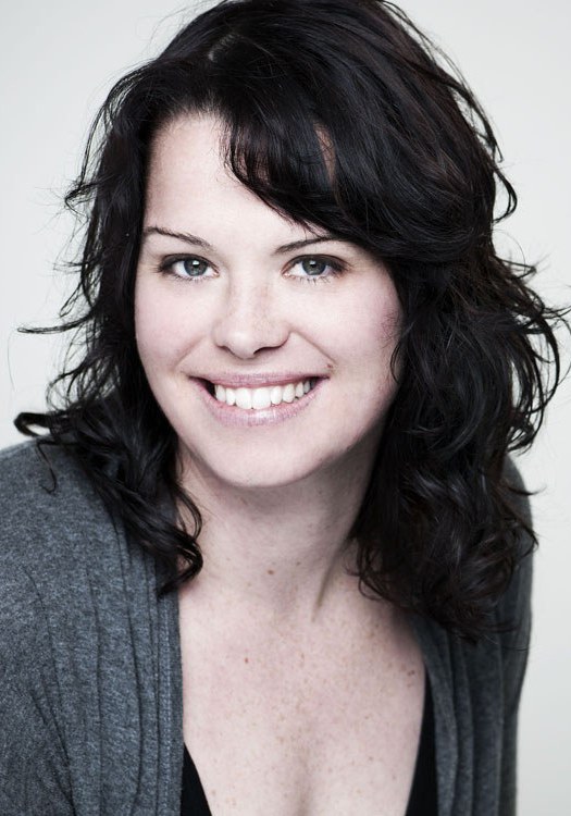 萨拉·布罗肯莎 Sarah Brokensha照片