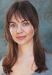 莎拉·托米 Sarah Twomey照片