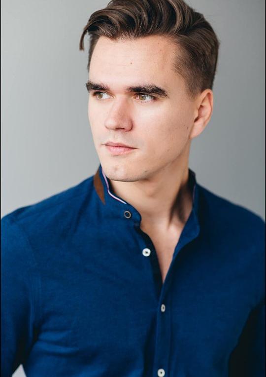 格里莎·帕斯特纳克 Grisha Pasternak照片