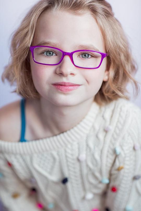 马伦·赫伊 Maren Heary照片