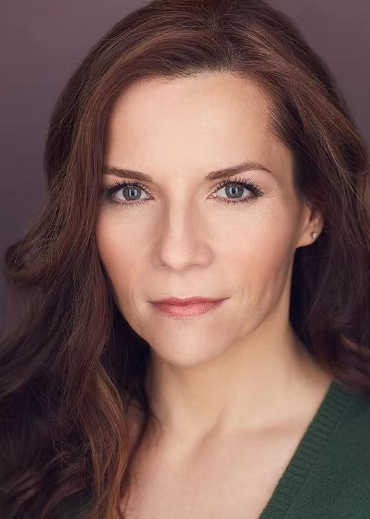 艾米·露斯 Amy Russ照片