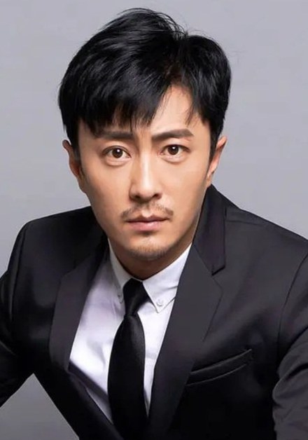 王铭 Wang Ming照片