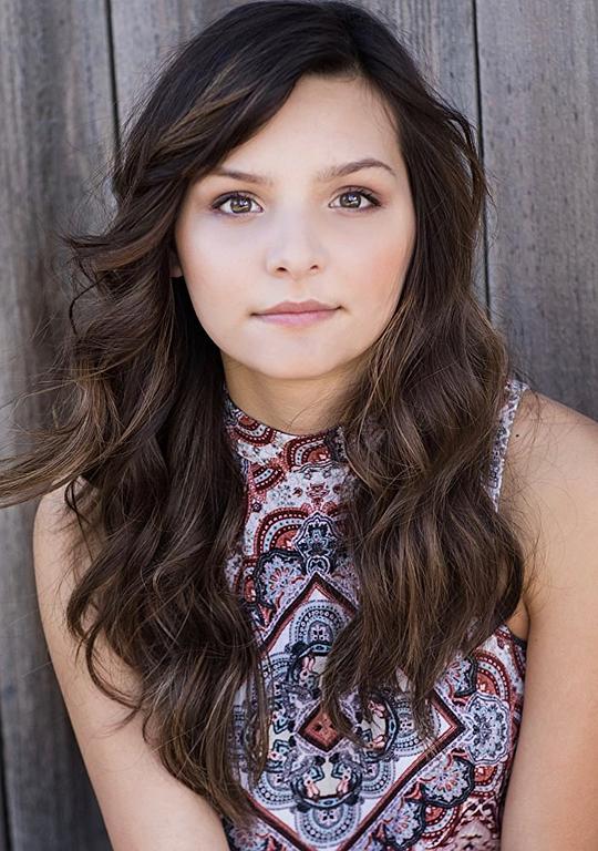 卡萨迪·麦克林西 Cassady McClincy照片