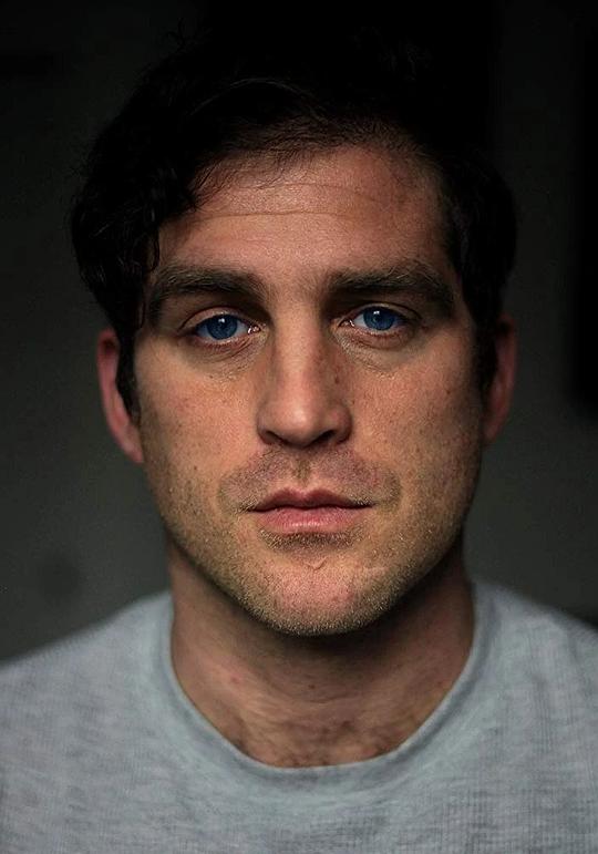 沃克·巴宾顿 Walker Babington照片