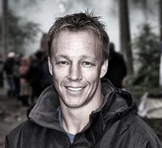 汤姆·乔治 Tom George照片