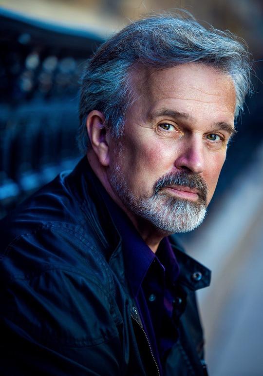 乔治·德沃尔斯基 George Dvorsky照片