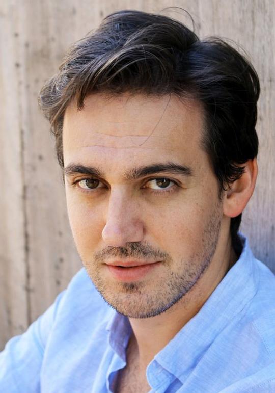 彼得·贝托尼 Peter Bertoni照片