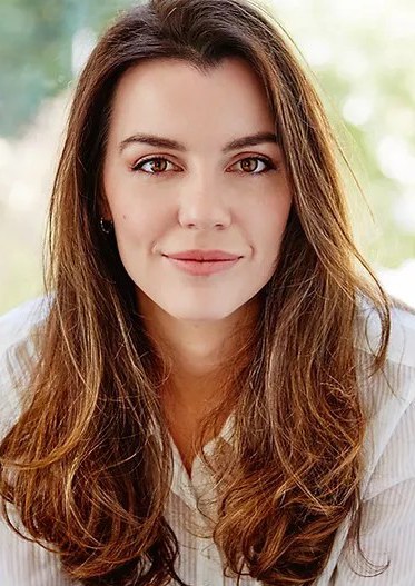 莉安·马凯西 Lianne Mackessy照片