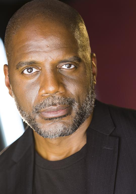 凯瑞·琼斯 Carey Jones照片