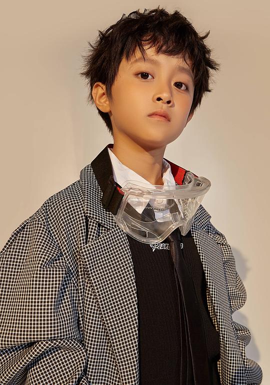 夏子轩 Zixuan Xia照片