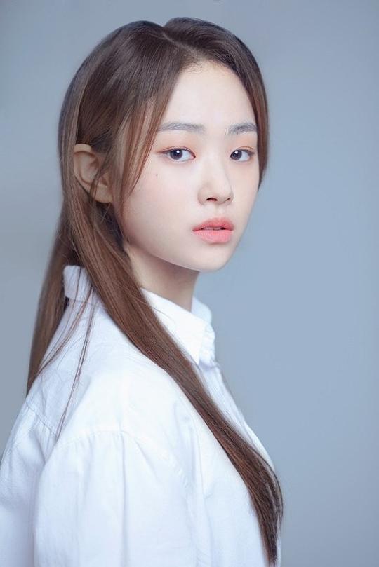 李西英 Anne照片