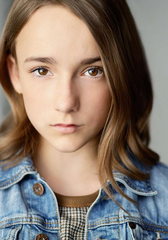 玛洛·巴克利 Marlow Barkley照片