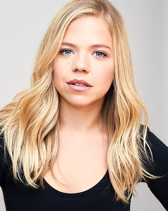 薇薇安·安迪克特·道格拉斯 Vivien Endicott Douglas照片