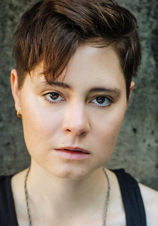 奥古斯特·温特 August Winter照片